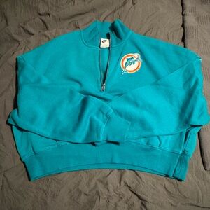 Nike Ladies cropped sweatshirt